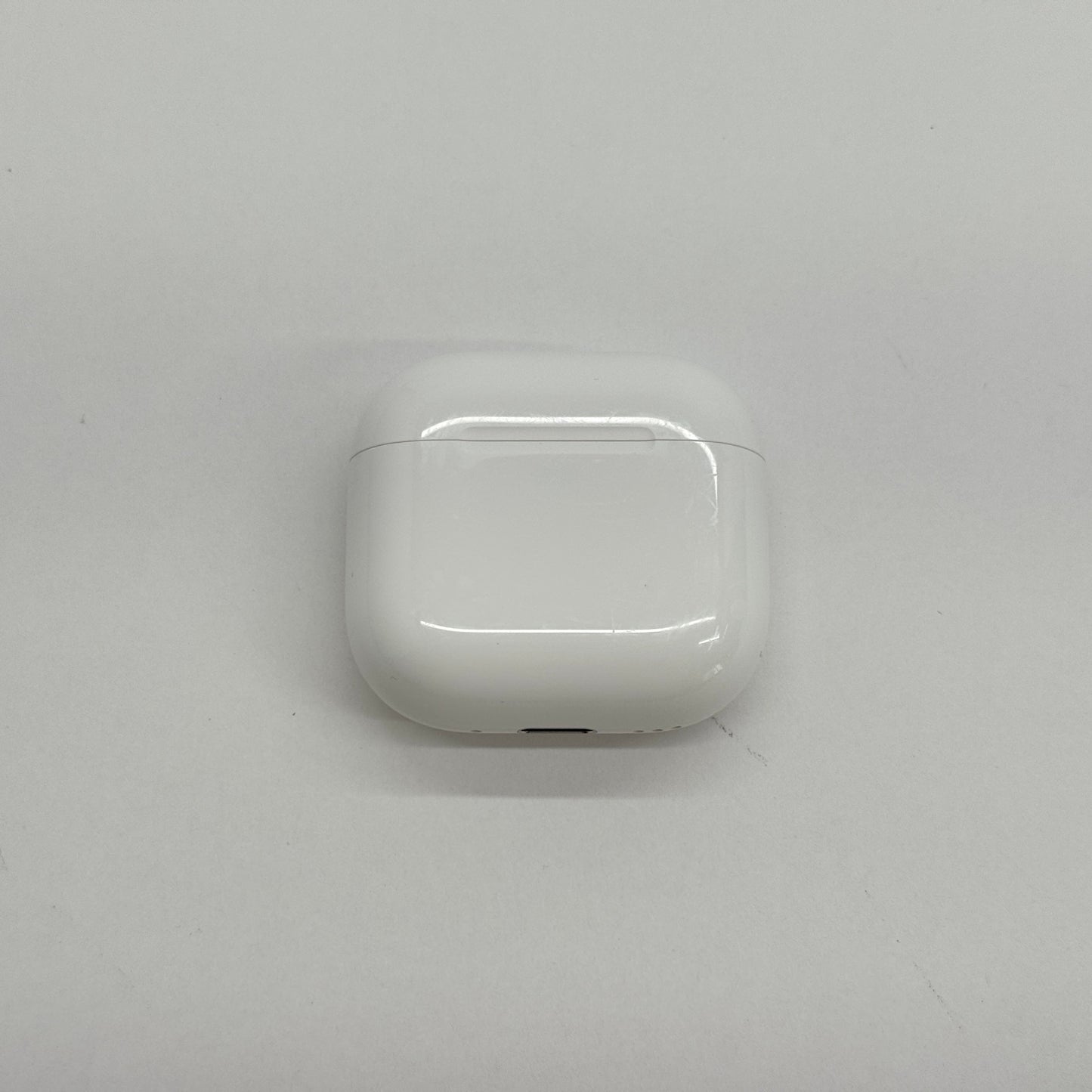 Apple AirPods 4 (ANC)  A3056 A3055 A3059 Bluetooth ノイズキャンセリング搭載【C7374-N】