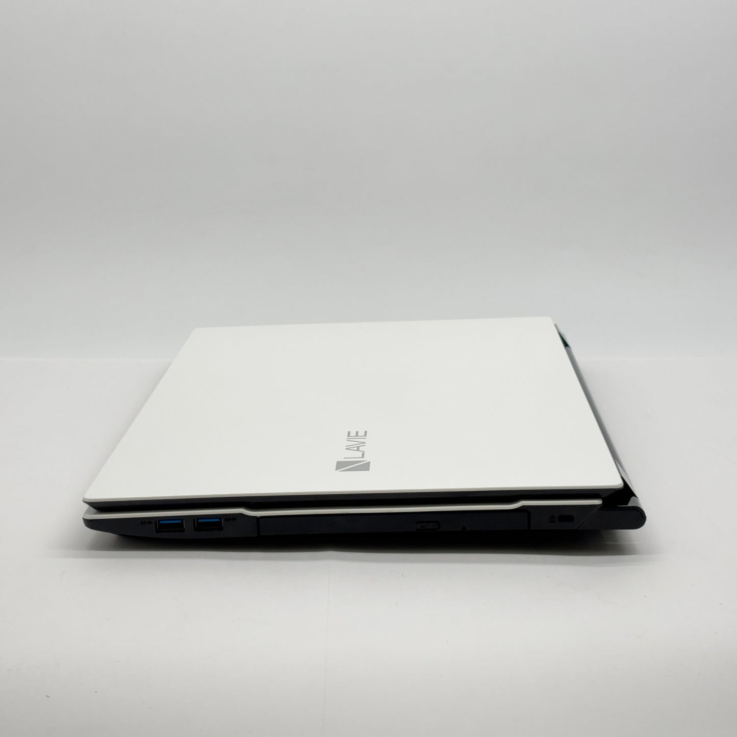 NEC LAVIE Note Standard PC-NS700GAW i7-7500U 8GB SSD500GB Windows10 Home バッテリー最大容量97%【C6758-80】