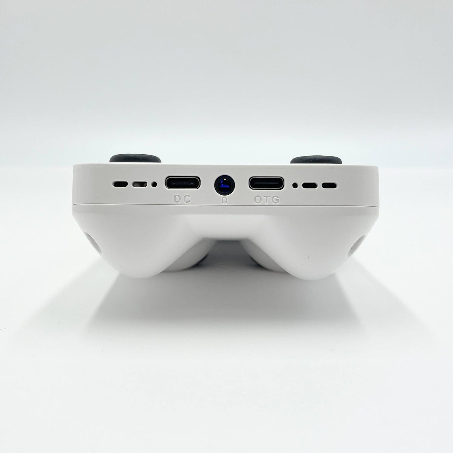 R36MAX 128GB 中華ゲーム機 エミュレータ エミュ機	【C7299-60】