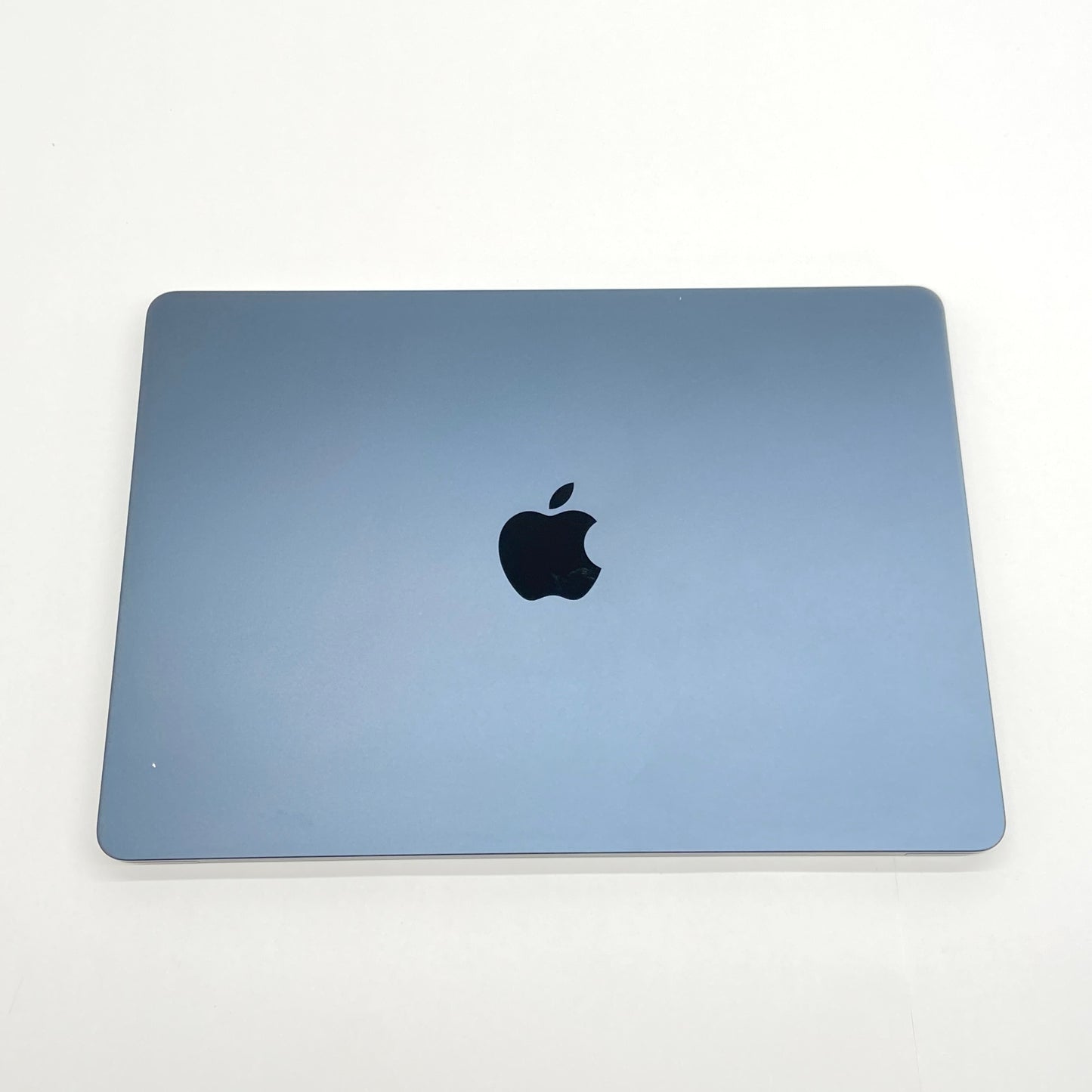 美品 MacBook Air 13インチ A3240 M4 16GB SSD 512GB 充放電回数57回 バッテリー最大容量100% 付属品完備【C7207-80】