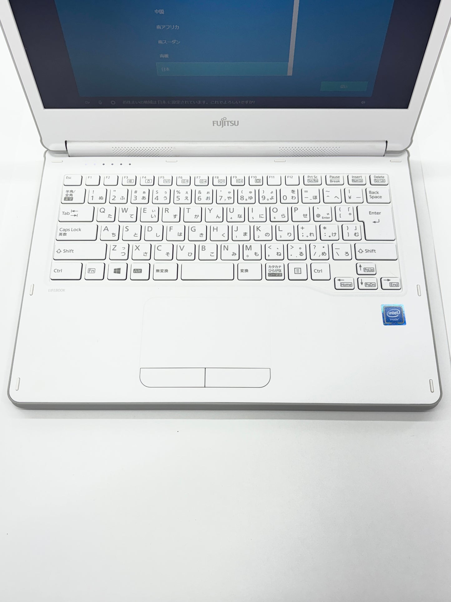 LIFEBOOK LH35/C2 FMVL35C2W Celeron 3865U 4GB SSD 128GB バッテリー最大容量83%【C5597-80】