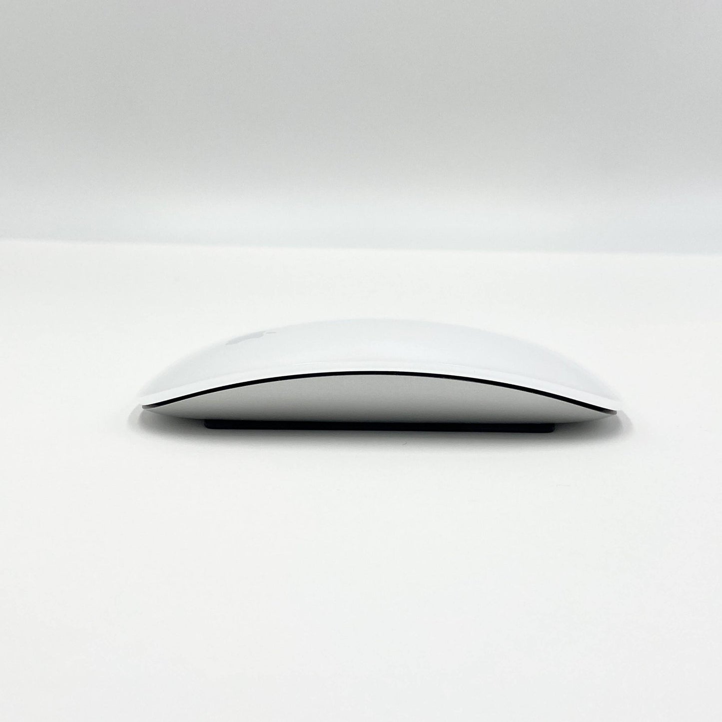 Apple Magic Mouse 2 A1657 MLA02J/A ホワイト付属品完備【C6686-60】