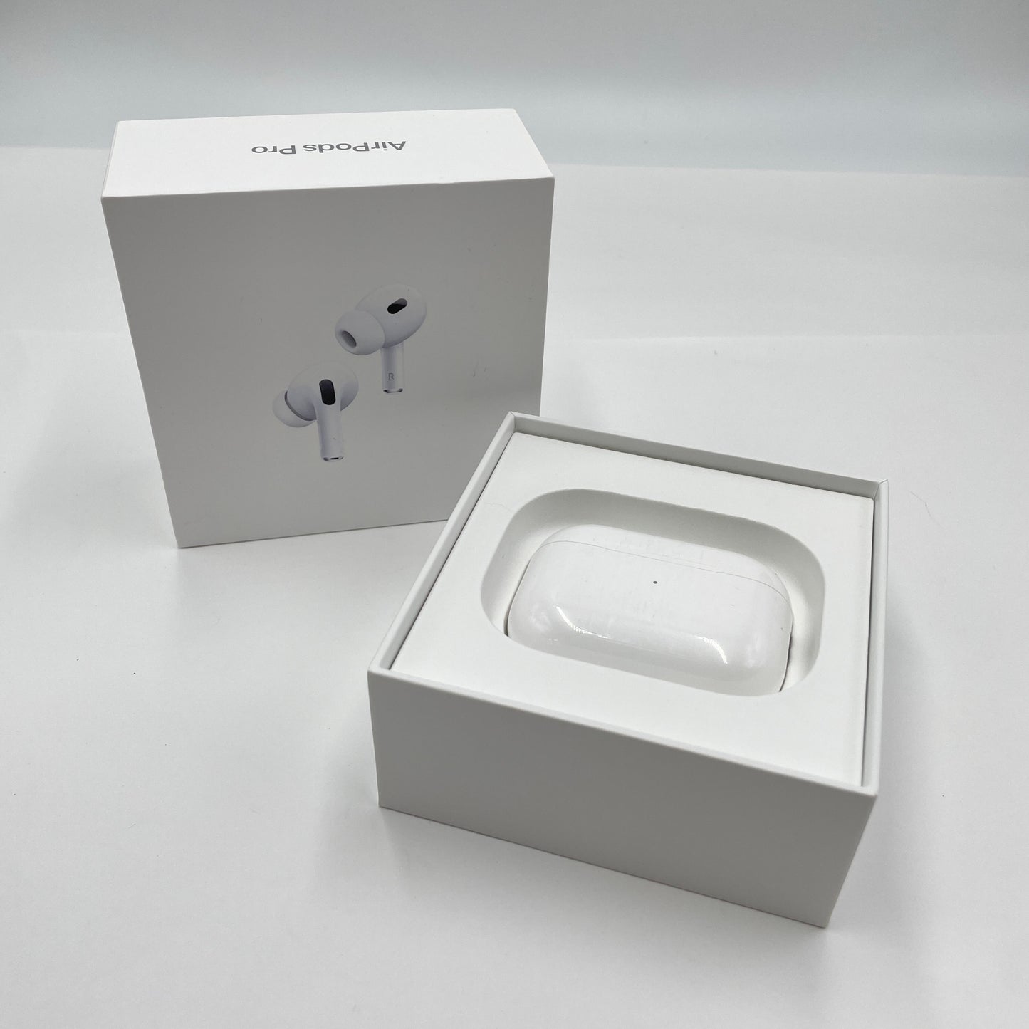 Apple AirPods Pro 第2世代 MQD83J/A 【C5013-60】