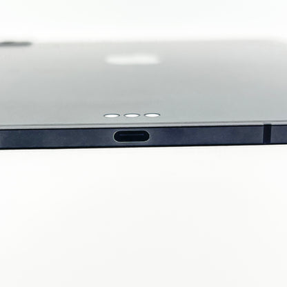 美品 Apple iPad Pro 13インチ M5 Wi-Fi + Cellular 256GB ME7W4J/A スペースグライ スタンダードグラス バッテリー最大容量100%【C8532-80】