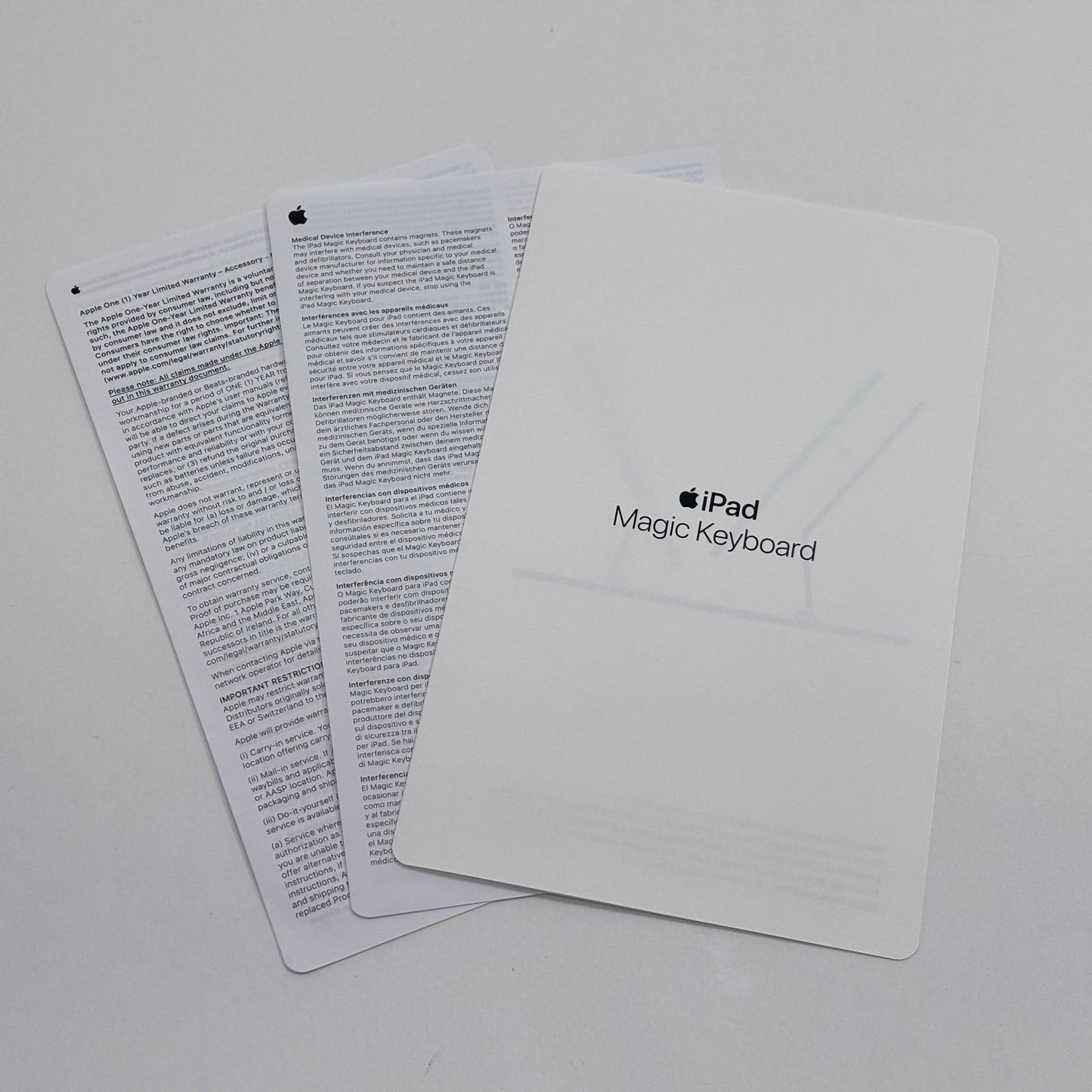 Apple iPad Magic Keyboard MJQJ3LL/A ホワイト 英語(US)【C8201-60】