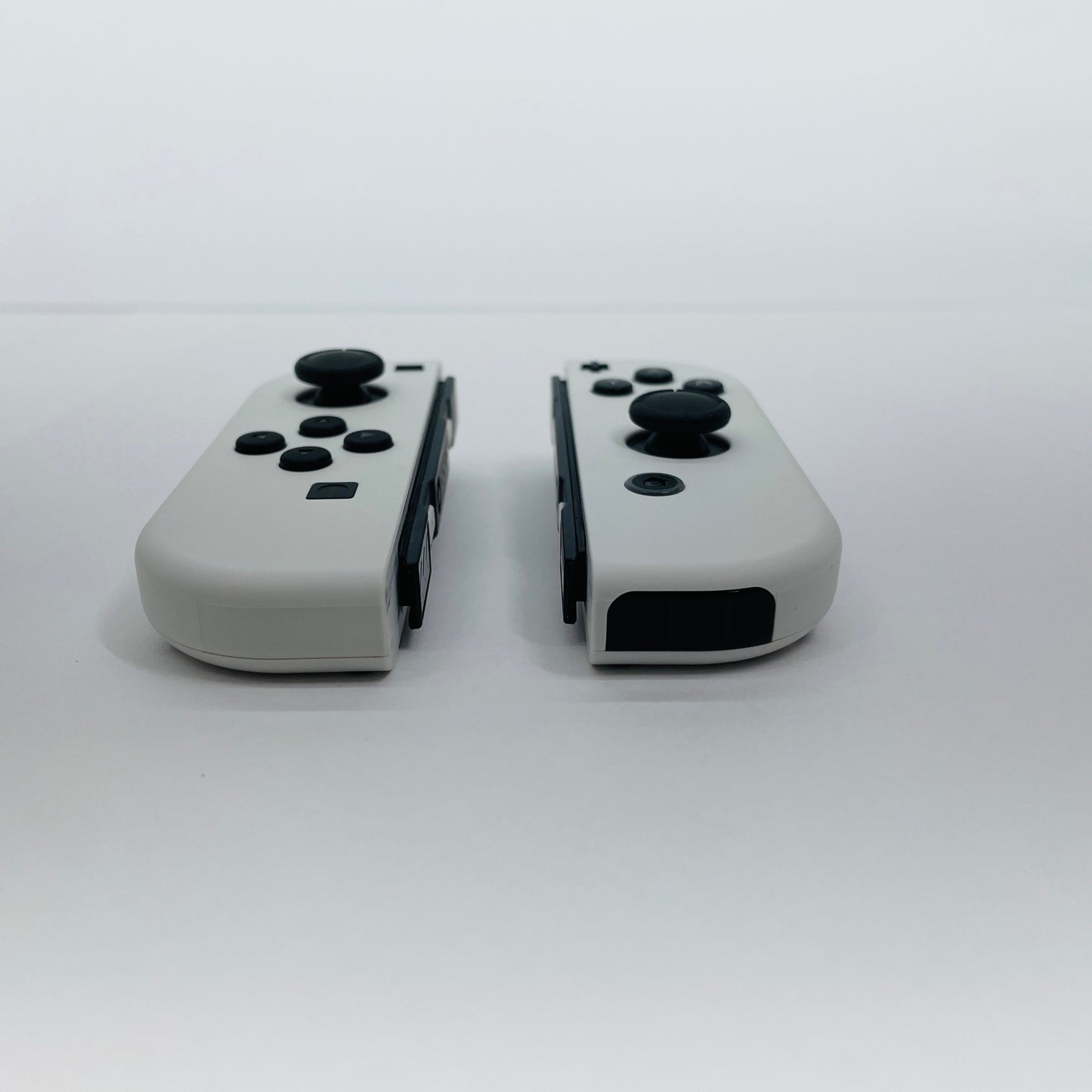 美品 NINTENDO Switch 有機EL 本体 HEG-001【C4566-80】