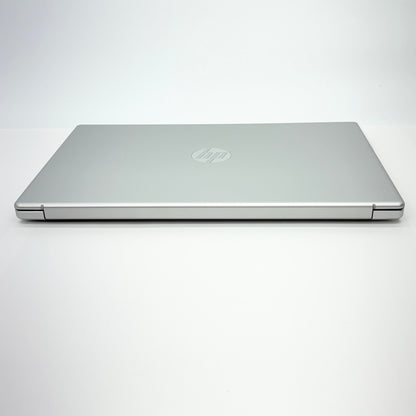 美品 HP Laptop 15-fd0095wm i5 1235U 16GB SSD512GB USキー windows11home サイクルカウント2回 バッテリー最大容量100%  【C5127-100】