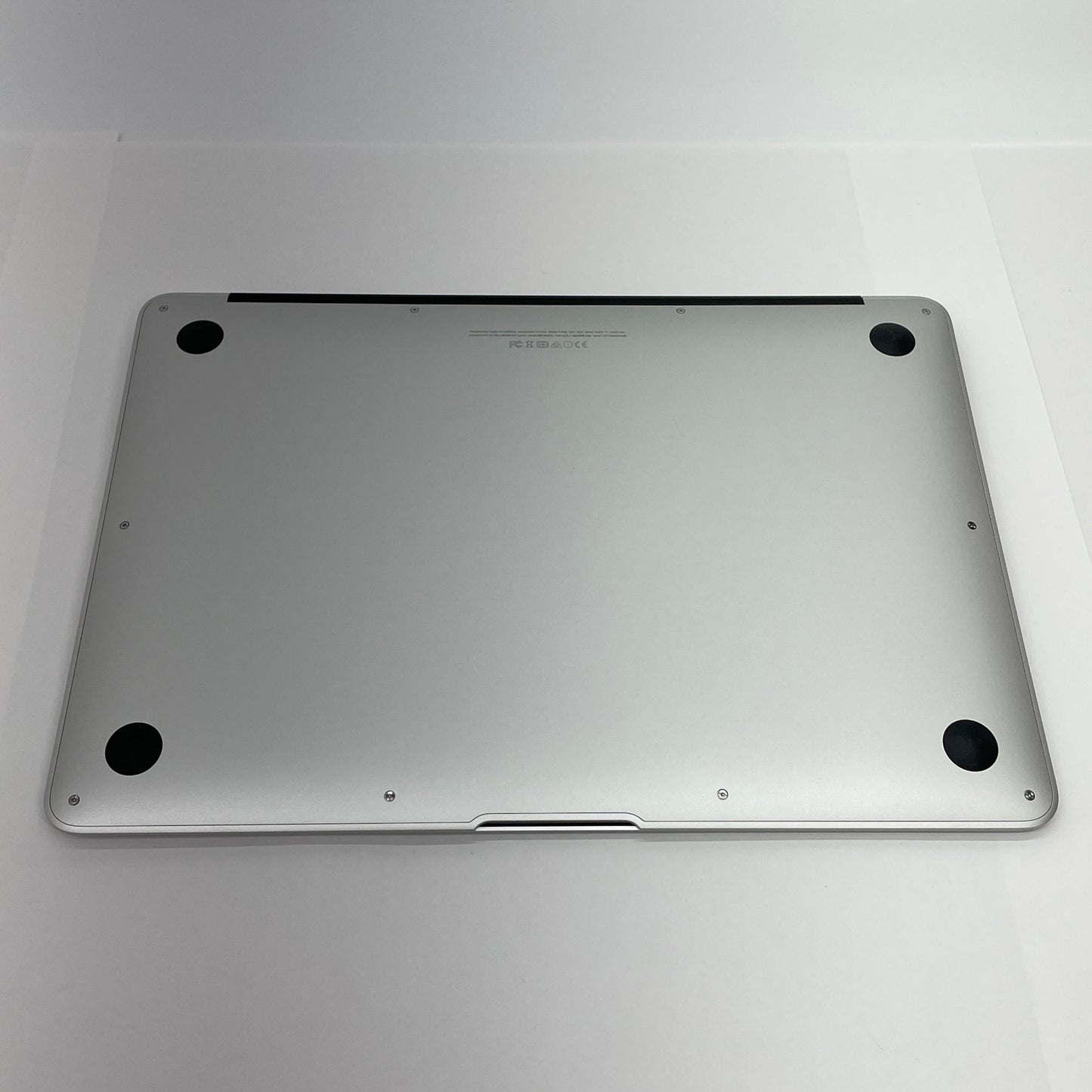 Apple MacBook Air 13インチ Early 2015 Core i5 1.6GHz 8GB 128GB MMGF2J/A 充放電回数138回　【C5137-80】