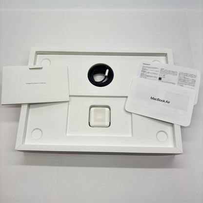 美品 MacBook Air 15インチ (Early 2024) Apple M3 8コア/16GB/SSD 512GB ミッドナイト MXD43J/A バッテリー最大容量94%【C6261-80】