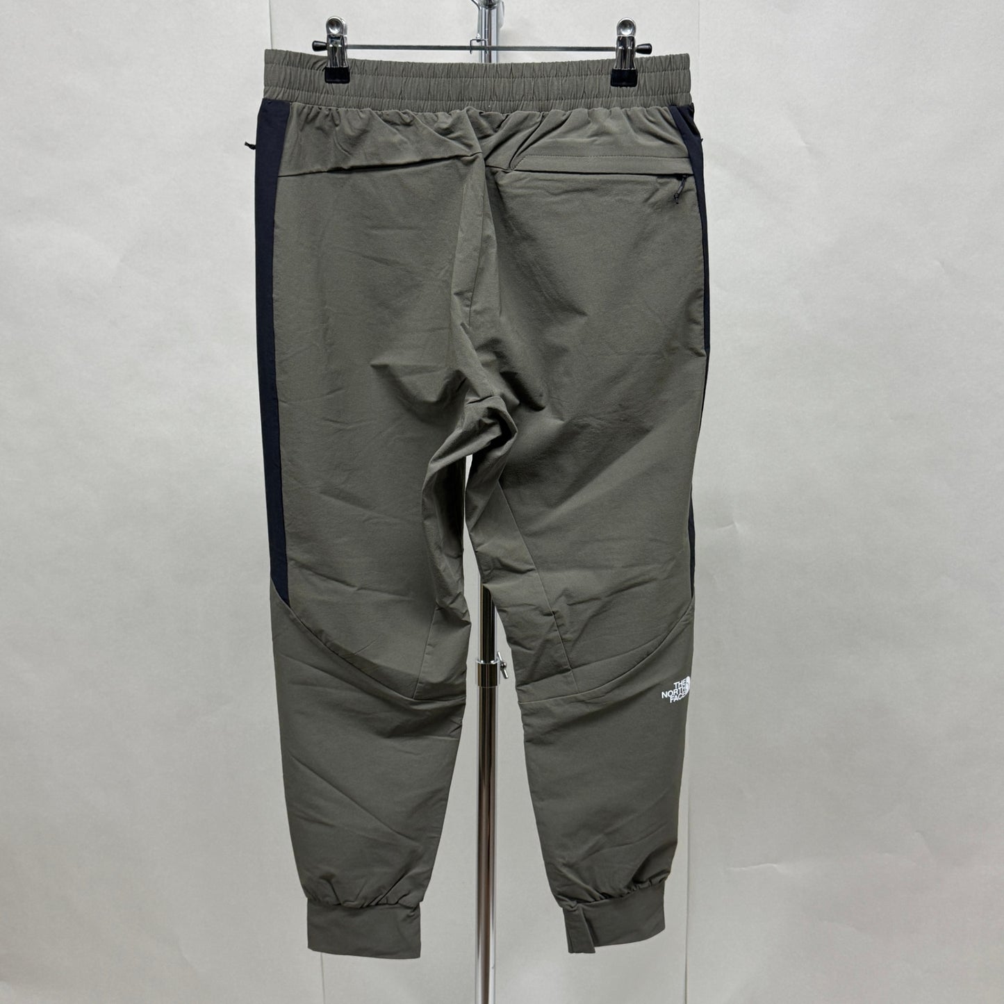 未使用 THE NORTH FACE ジョガーパンツ スウェットパンツ APEX Flex Pant NB32083 【C5674】