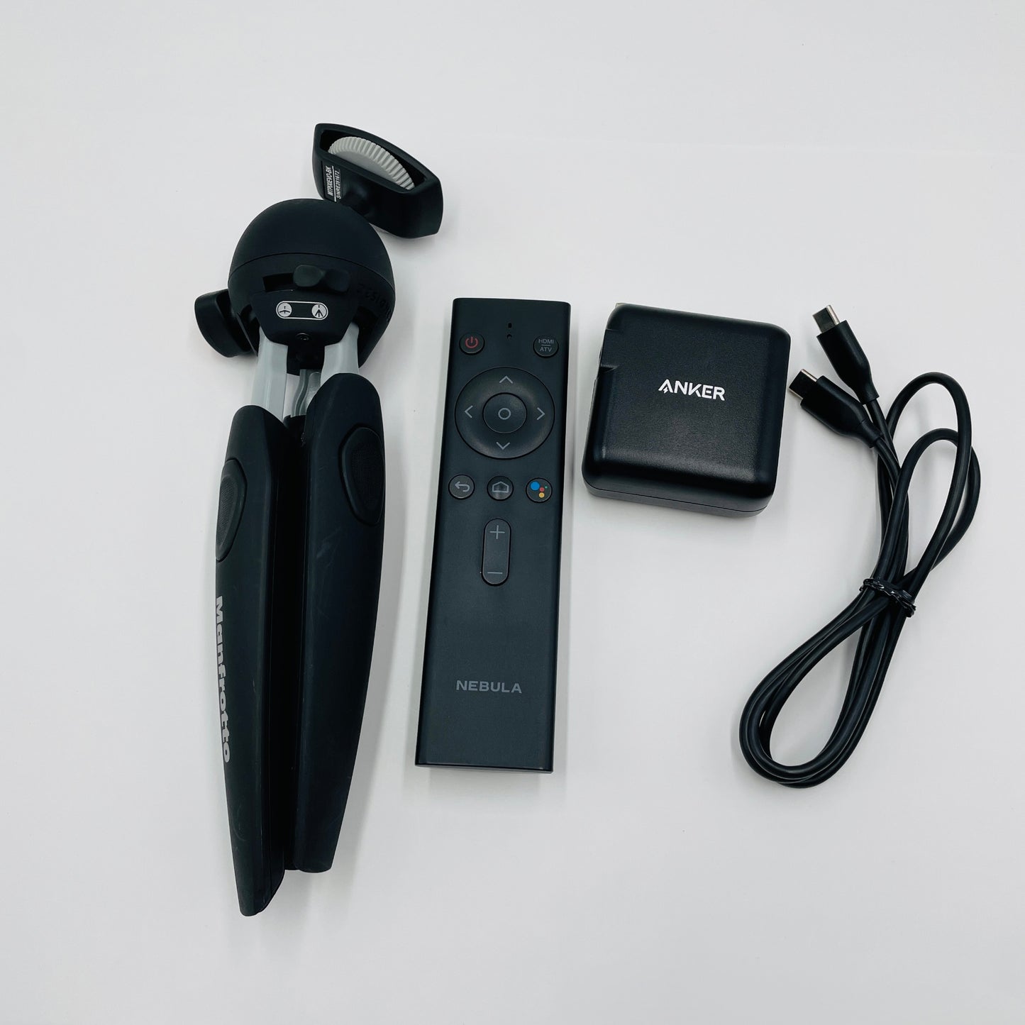 美品 Anker NEBULA Capsule II Android TV モバイルプロジェクター【C4808-60】