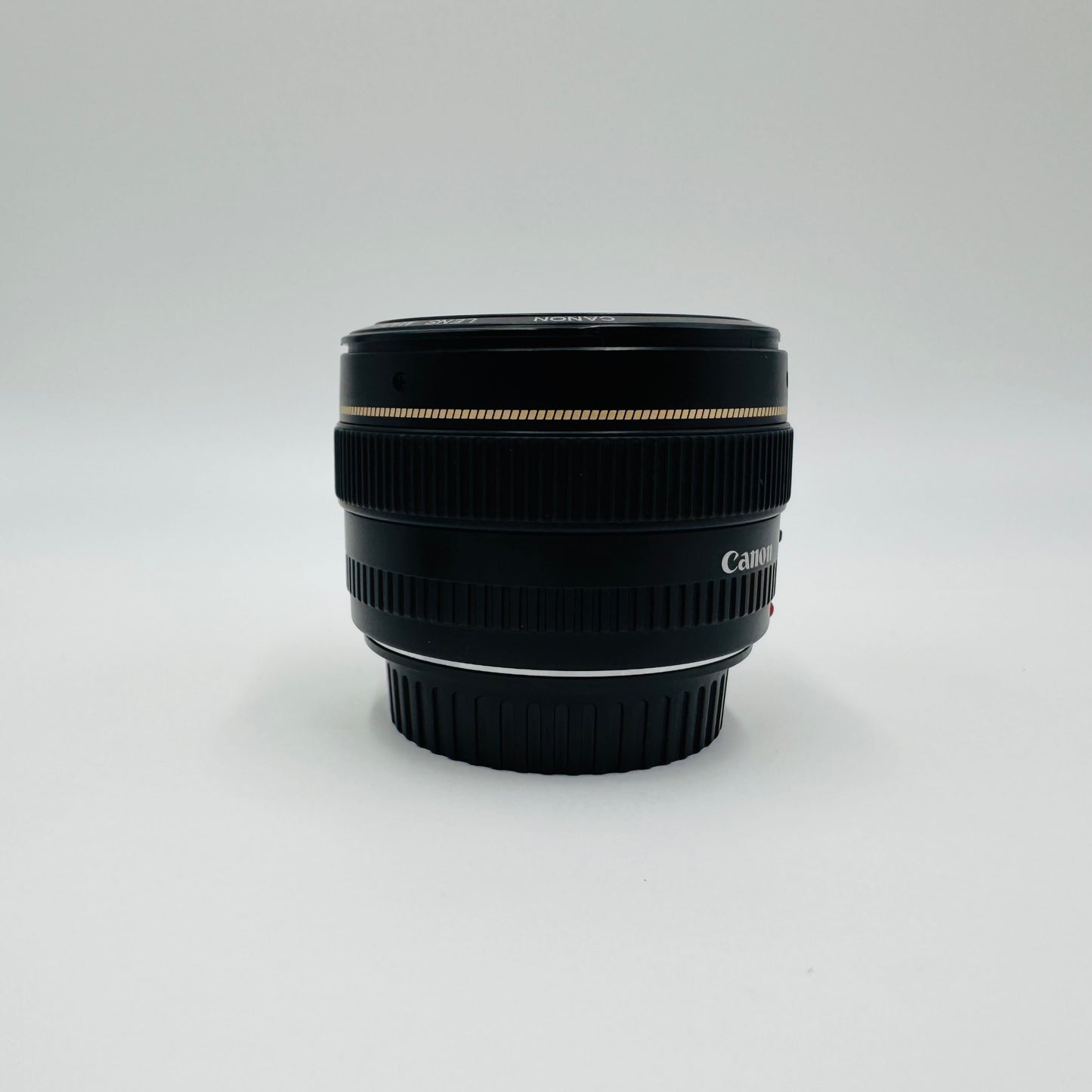 美品 Canon LENS EF 50mm F1.4 USM C3542 60サイズ発送