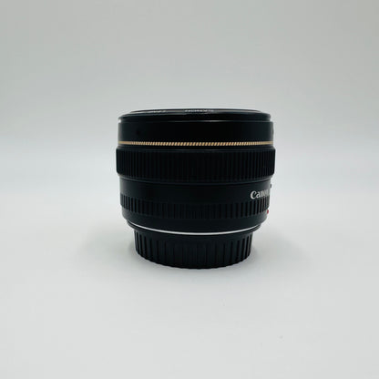美品 Canon LENS EF 50mm F1.4 USM C3542 60サイズ発送