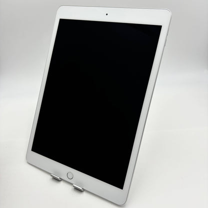 美品 iPad(第7世代) 128GB Wi-Fiモデル シルバー MW782J/A バッテリー最大容量100%【C5483-60】