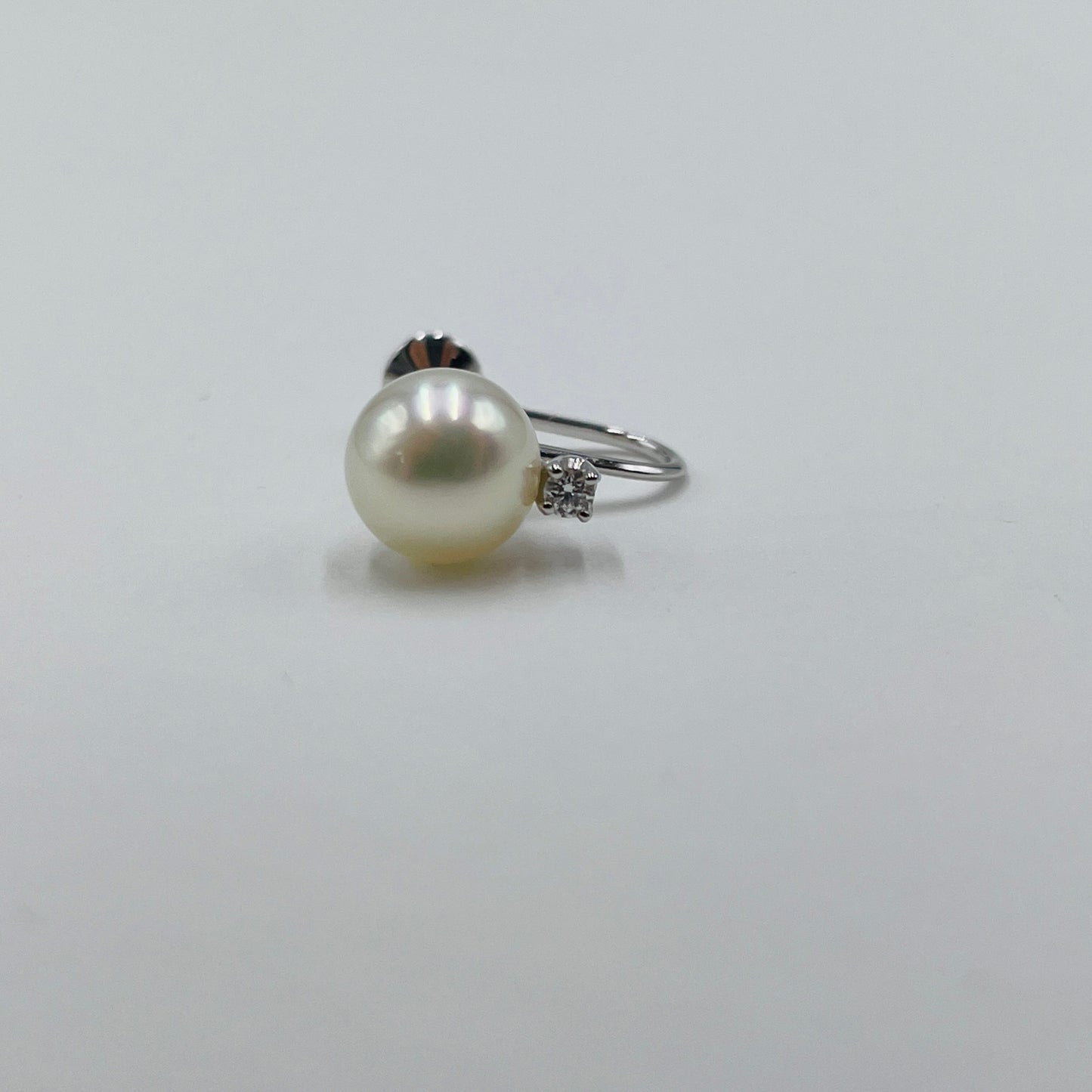 美品 MIKIMOTO ミキモト パール 真珠 ダイヤ イヤリング K18WG　【C4449-60】