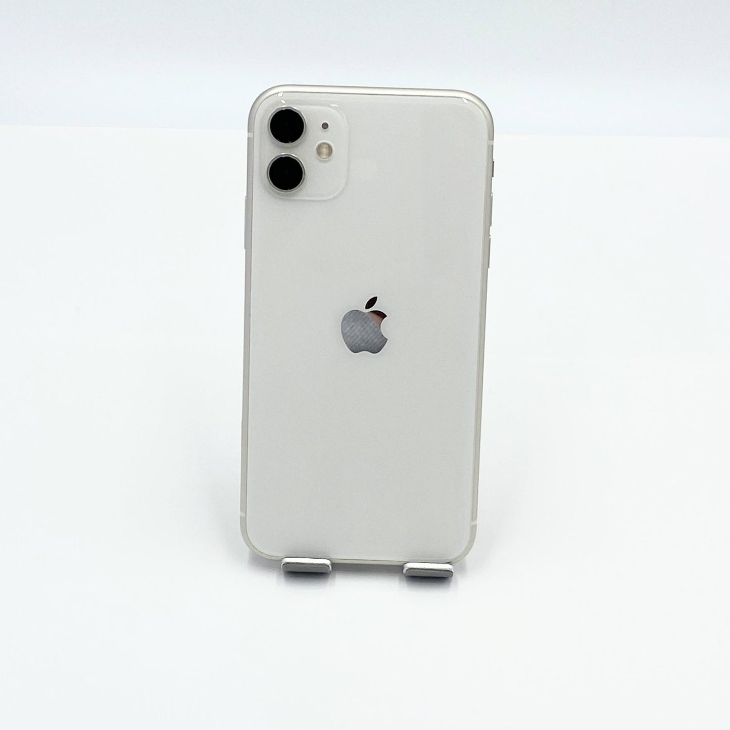 iPhone11 64GB ホワイト NWLU2J/A SIMフリー バッテリー最大容量86%【C5502-60】