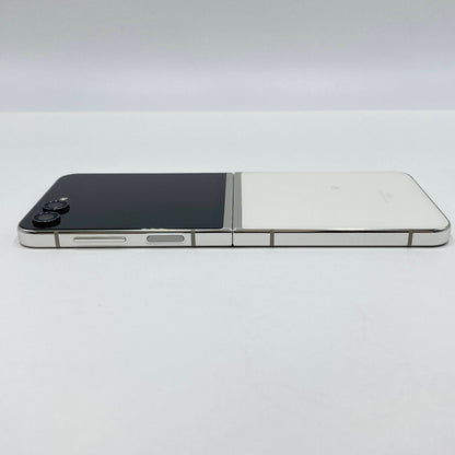 ジャンク Galaxy Z Flip 5 SCG23 KDDI判定◯   【C4214-C】