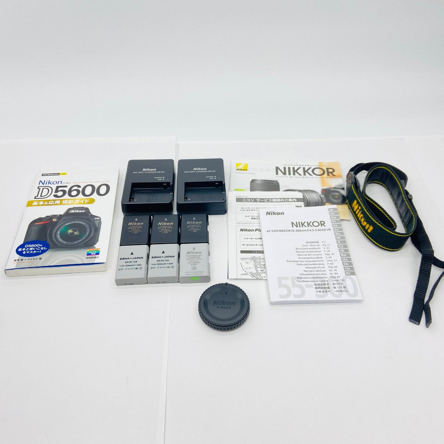 美品 NIKON D5600 ボディ デジタル一眼レフカメラ 【C4860-100】