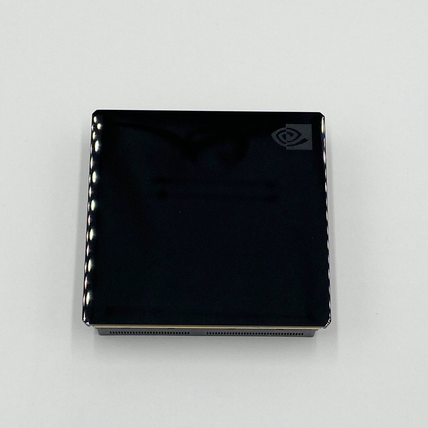 NVIDIA（エヌビディア） NVLink Bridge 2-Slot Ampere generation 高速 GPU インターコネクト MODEL:P3651	 【C5487-N】