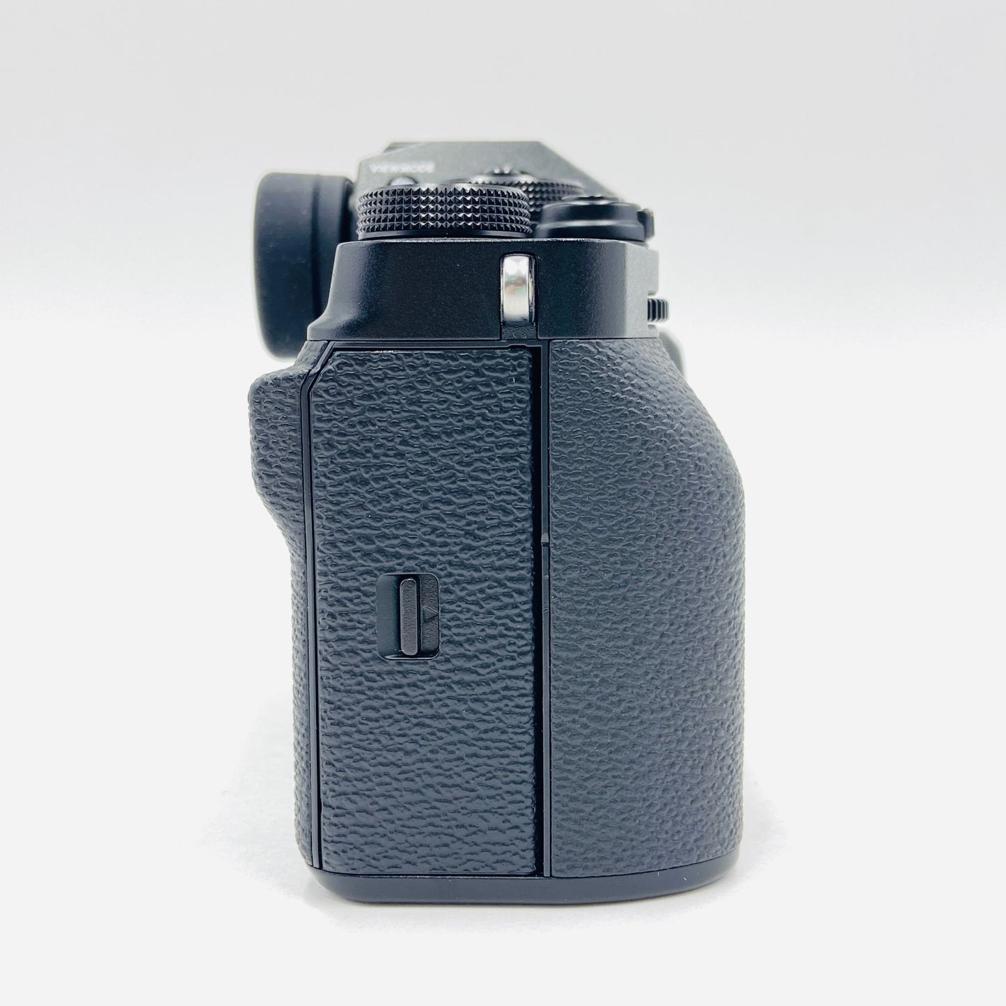 フジフィルム FUJIFILM X-T4 ボディ 【C4264-80】