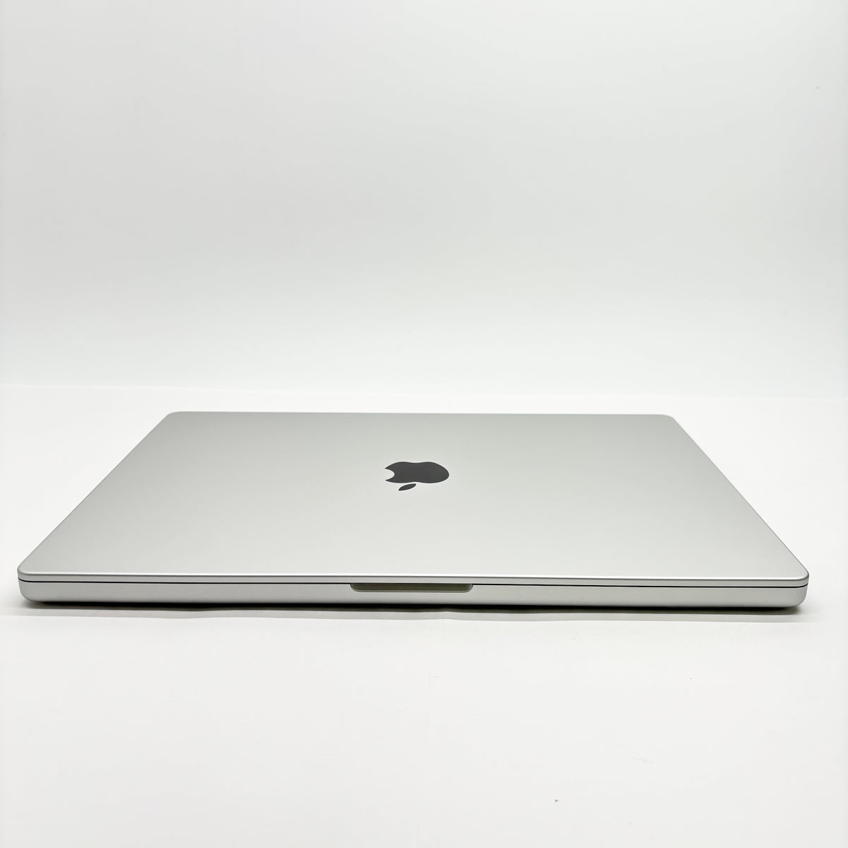 新品同様 美品 Apple MacBook Pro 16インチ M5 Pro (18コアCPU / 20コアGPU) 24GB 1TB（KB-CH ※中国語・ピンイン配列） 付属品完備 バッテリー最大容量100%【8951-】