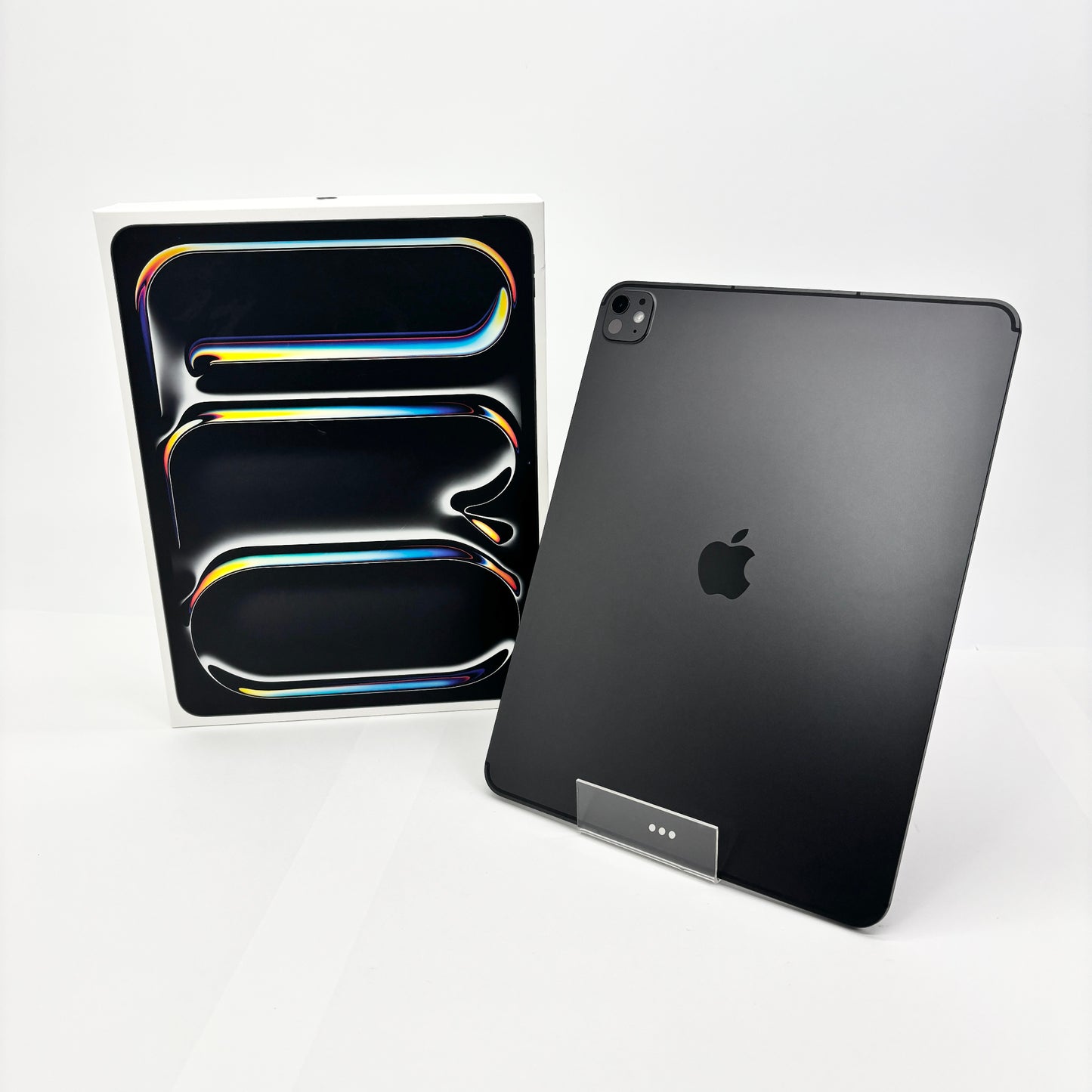 美品 Apple iPad Pro 13インチ M5 Wi-Fi + Cellular 256GB ME7W4J/A スペースグライ スタンダードグラス バッテリー最大容量100%【C8532-80】