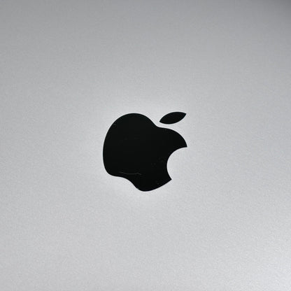 美品 MacBook Air 13インチ M1 2020 8コアCPU 7コアGPU 8GB 256GB MGN63J/A スペースグレイ バッテリー最大容量97%【C8222-80】