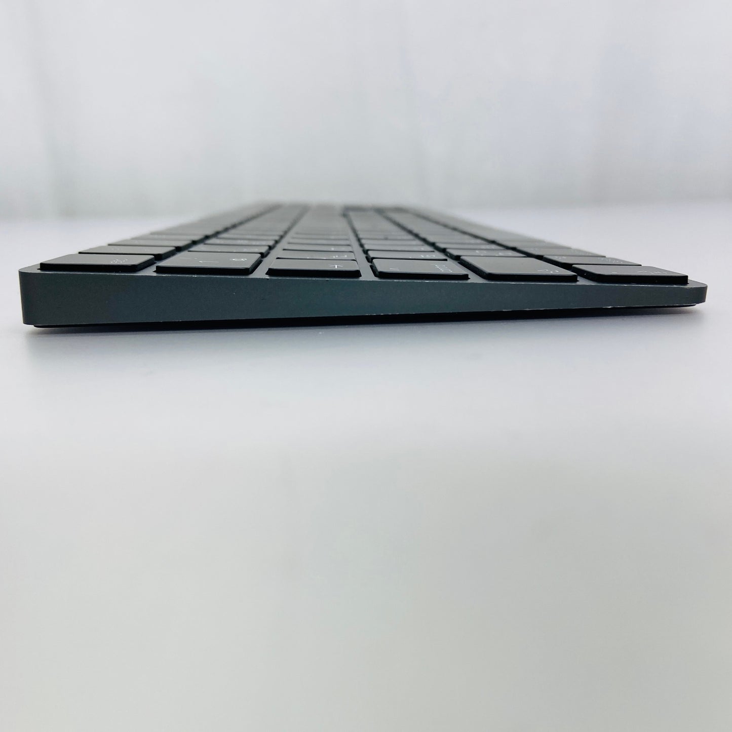 Apple Magic Keyboard テンキー付き (JIS) MRMH2J/A  付属品完備 C3695 80サイズ発送