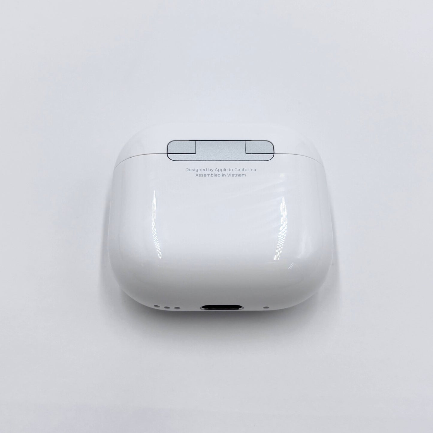 美品 AirPods 4 MXP93J/A （アクティブノイズキャンセリング搭載モデル）限定保証2027/06/21 付属品完備【C6170-60】