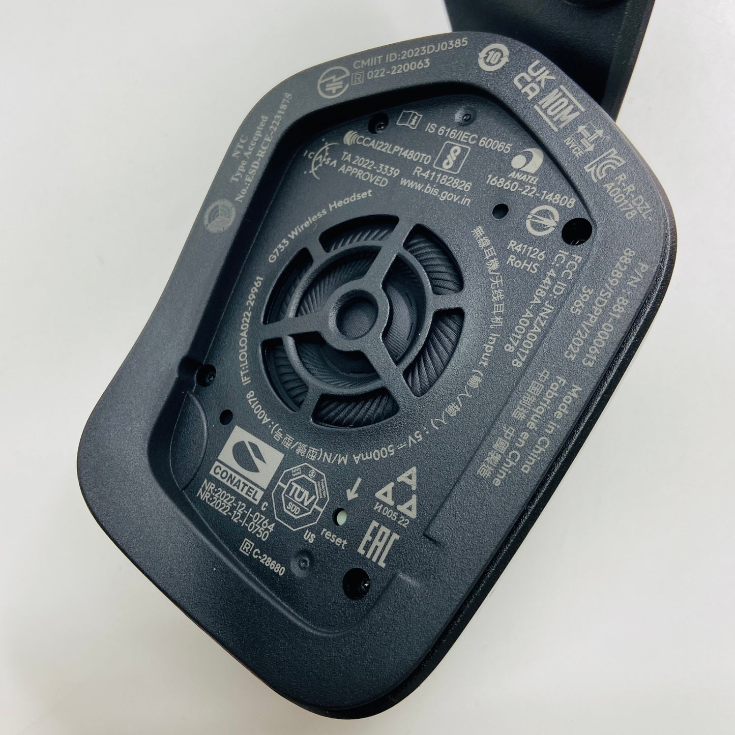 美品 Logicool G733 ワイヤレス ゲーミングヘッドセット【C3927-80】