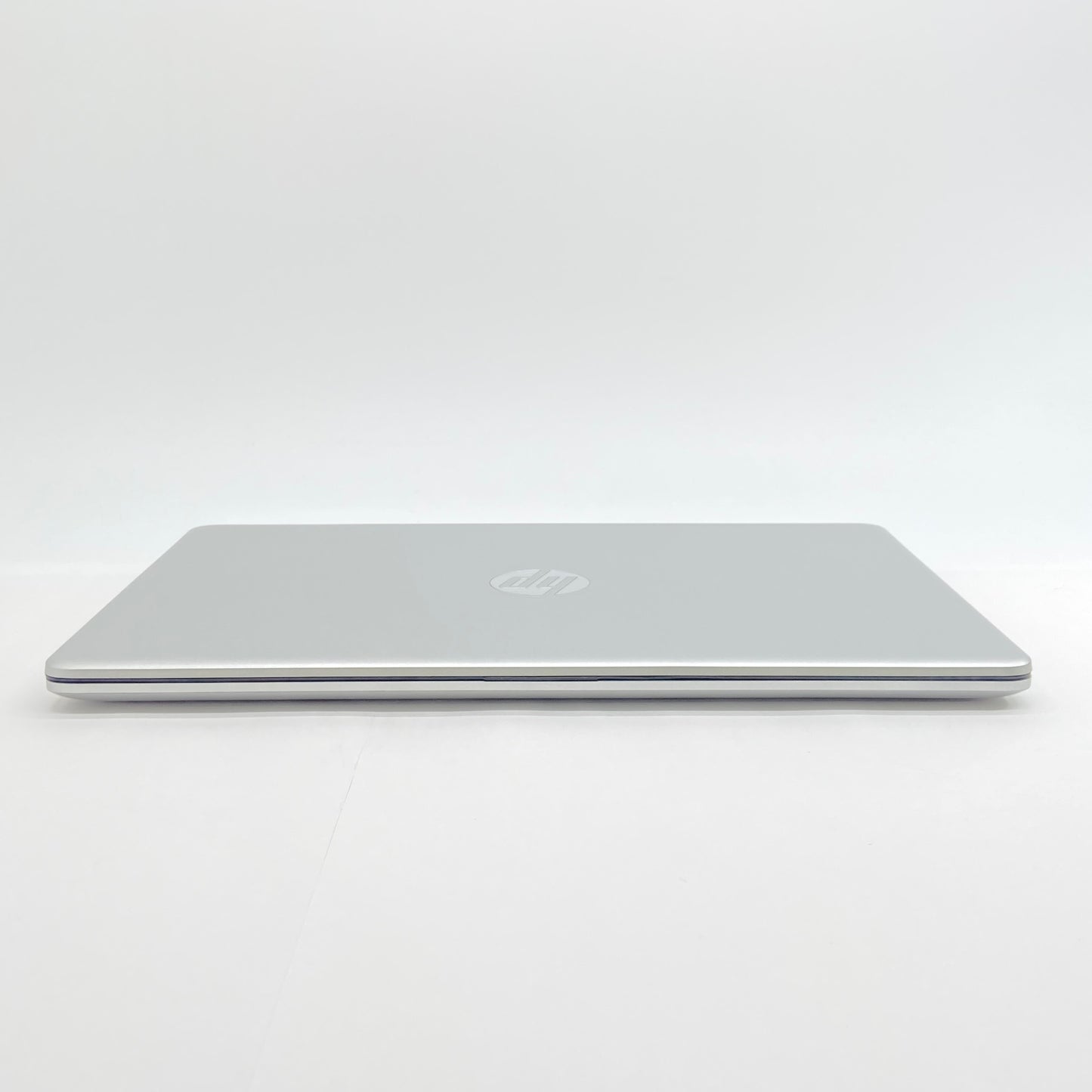 美品 HP Laptop 15s-fq5043TU Core i5-1235U 16GB SSD 512GB バッテリー最大容量100%【C6740-80】