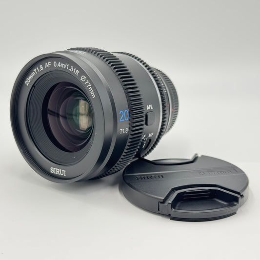 美品 SIRUI 20mm T1.8 1.33x AF Anamorphic ソニーEマウント【C8189-60】