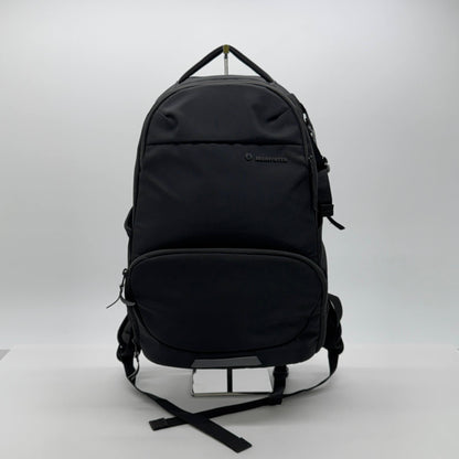 美品 Manfrotto Advanced カメラバックパック III  ブラック【C7510】