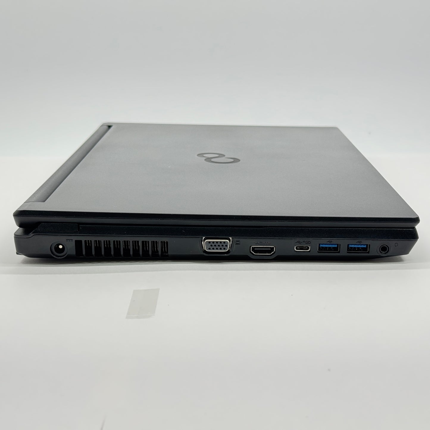 LIFEBOOK A5513/NX i5 1235U 8GB 256GB Windows11Pro バッテリー最大容量99% 【C6609-80】