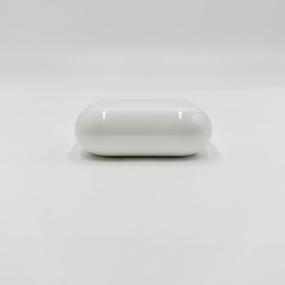 美品 Apple 純正 AirPods Pro 第2世代 MagSafe充電ケース USB-C MTJV3J/A【C9272-60】