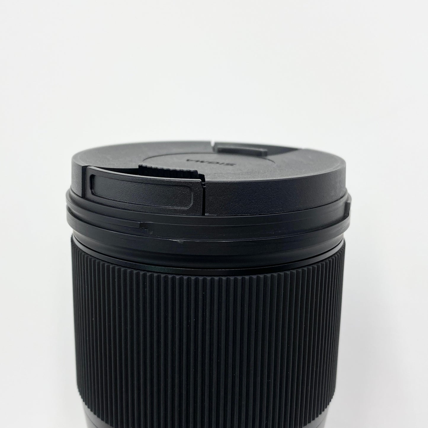 美品 シグマ SIGMA 16mm F1.4 DC DN Contemporary カメラレンズ ソニーEマウント 【C5975-60】