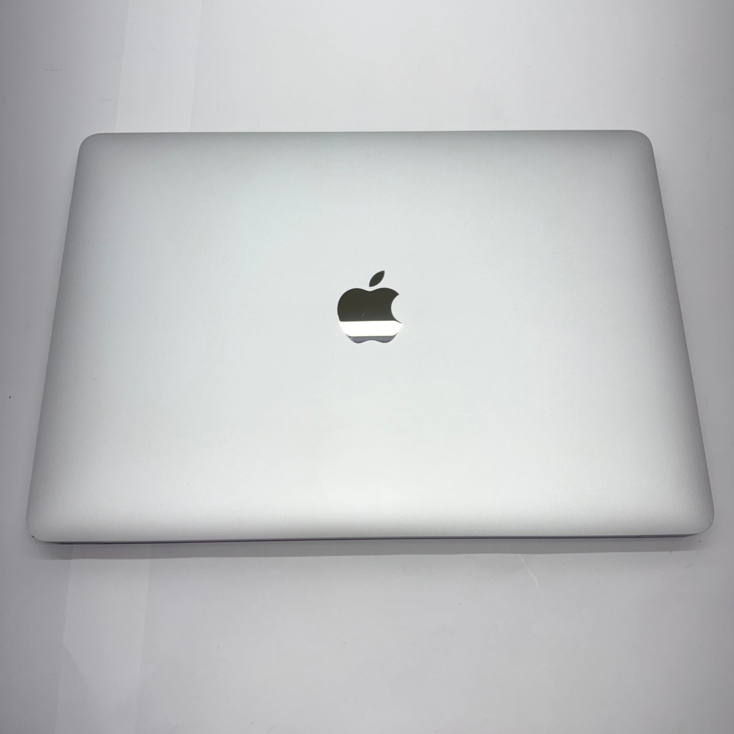 MacBook Pro 13インチ Mid 2019 i5 1.4GHz 8GB SSD 256GB シルバー MUHR2J/A 【C5199-80】