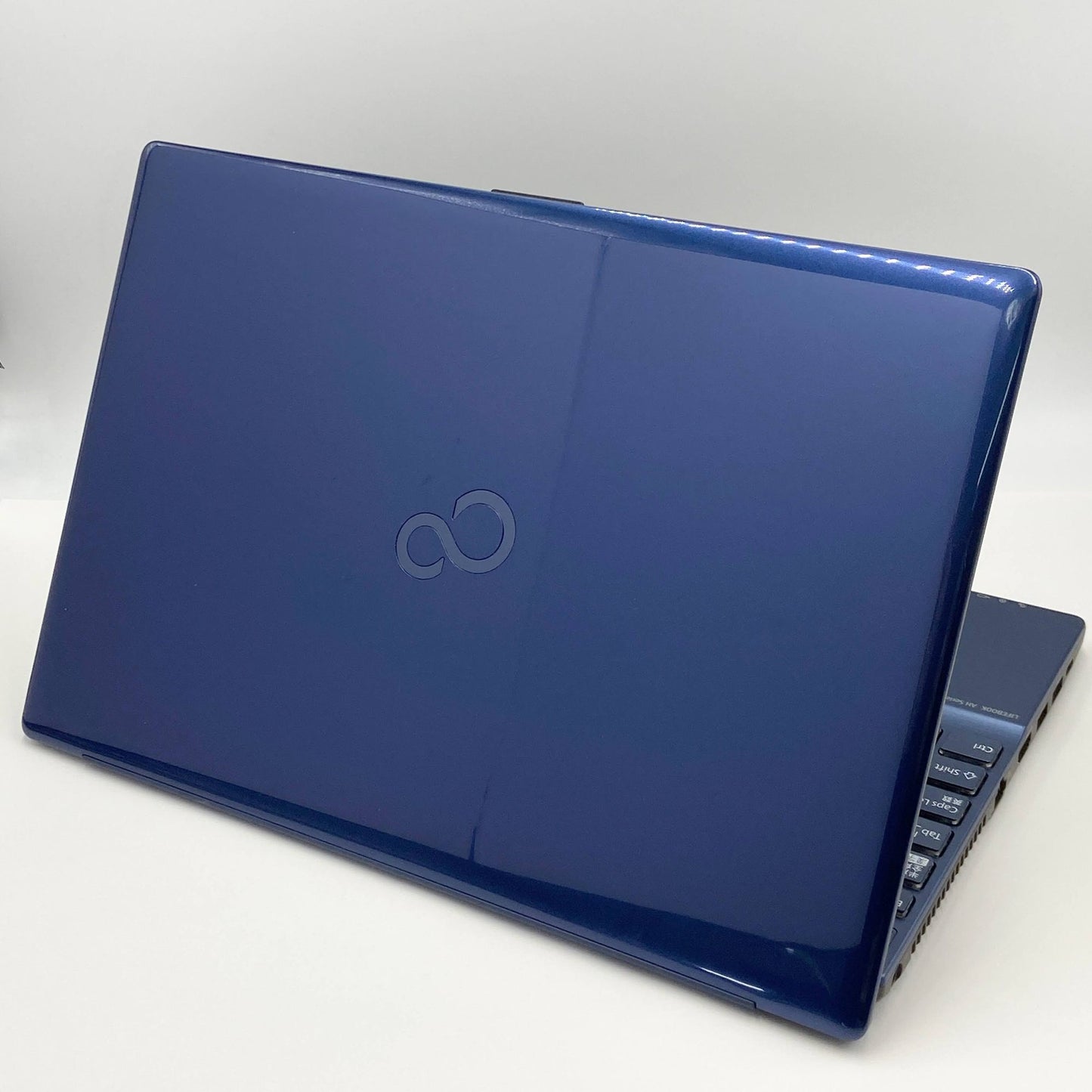 美品 LIFEBOOK AH50/F3 FMVA50F3L2 Ryzen7 5700U 16GB SSD256GB バッテリー最大容量95%  充電器・マウス付き【C5767-80】