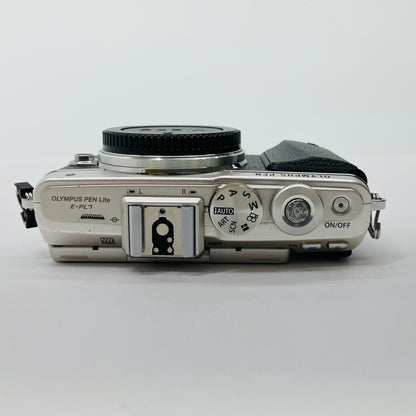 OLYMPUS PEN Lite E-PL7 ダブルズームキット【C4570-80】