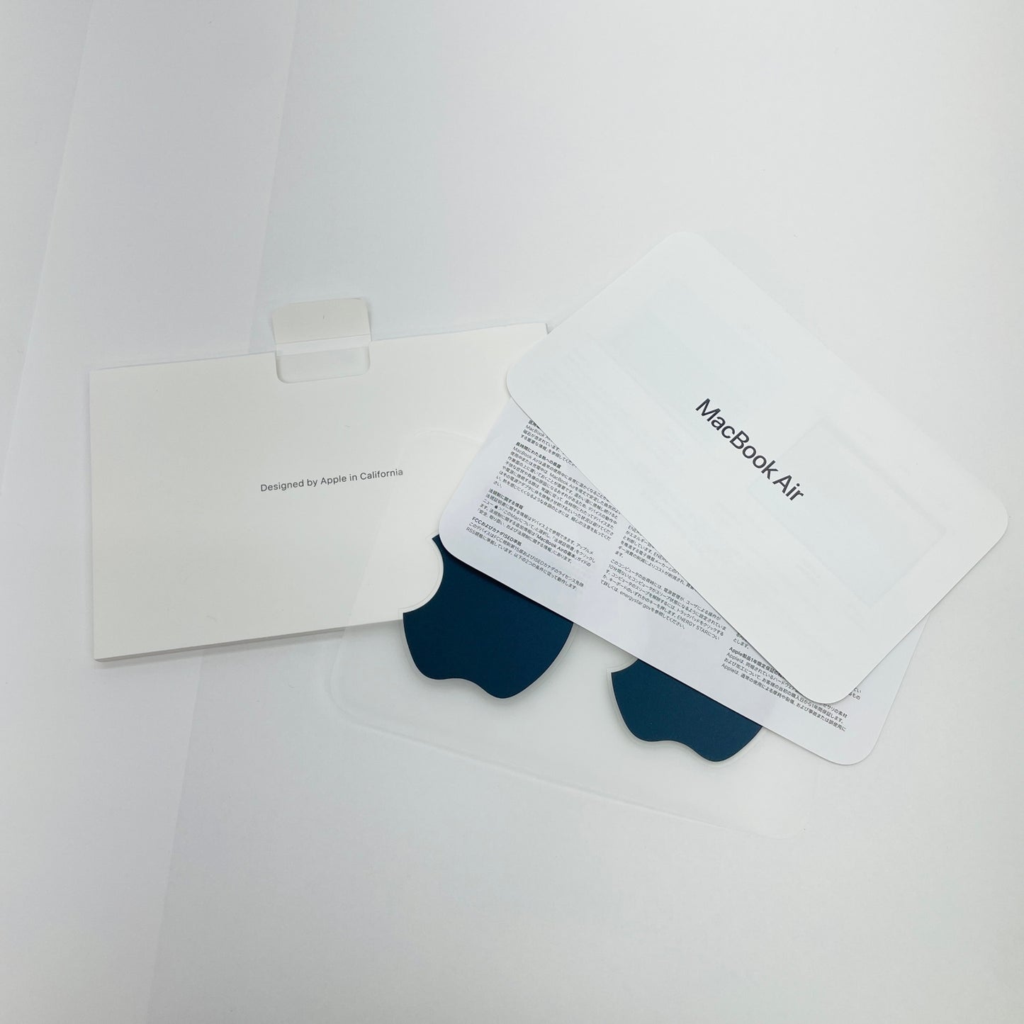 Apple MacBook Air 2022 13インチ M2 16GB SSD 512GB バッテリー最大容量100%【C4526-80】