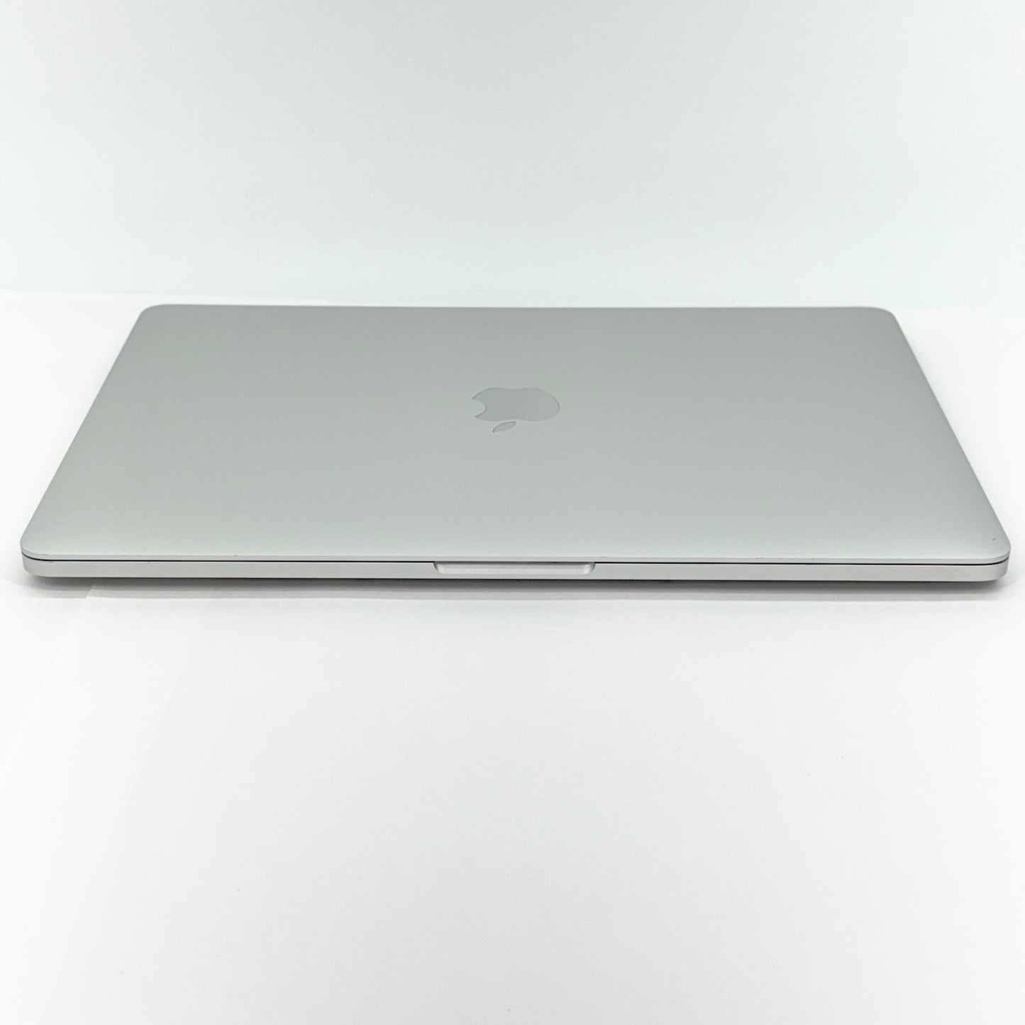 Apple MacBookPro 2020 13インチ i5 1.4 8GB 256GB【C5585-80】