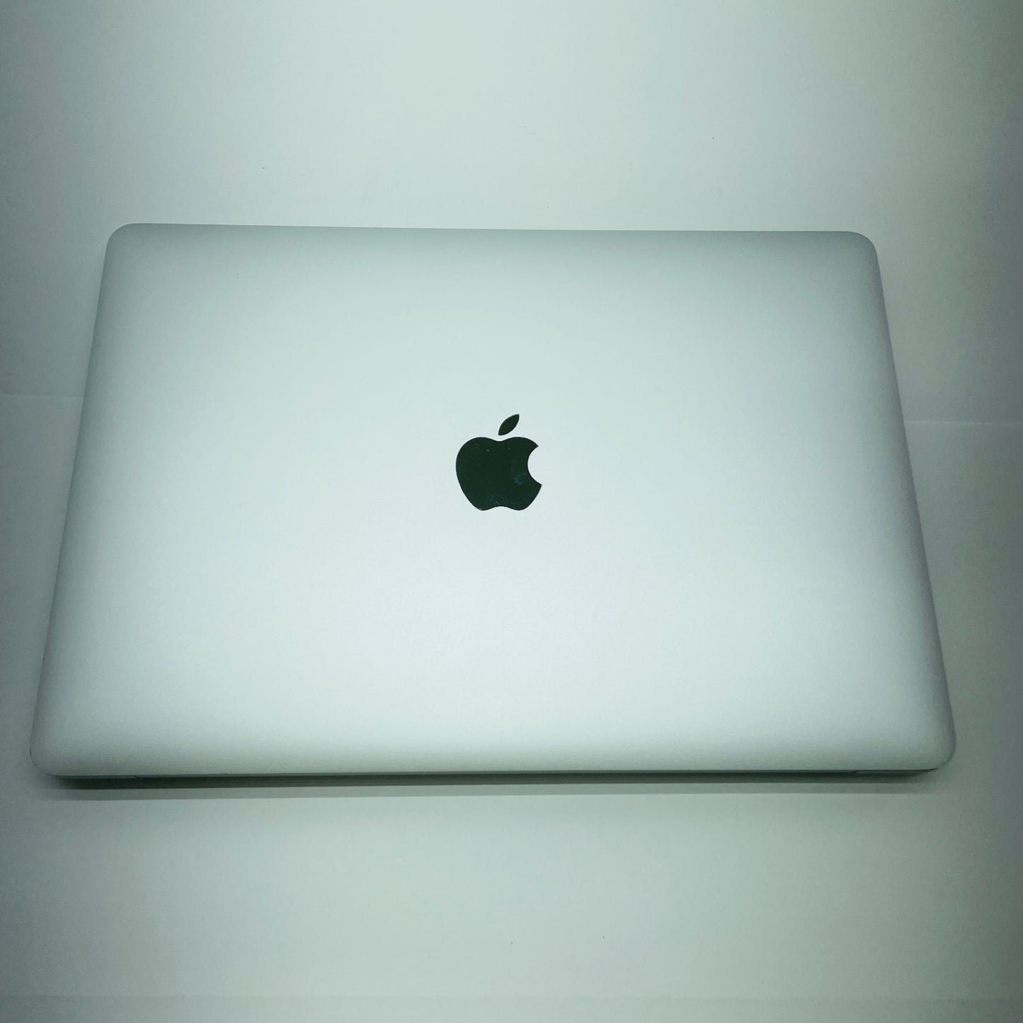 MacBook Air Retina 13インチ 2020 1.1GHz クアッドコア i5 16GB 256GB 【C4040-80】