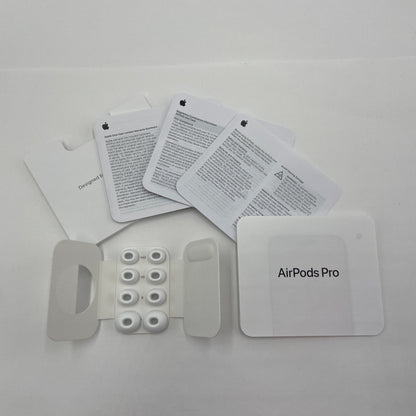 美品 Apple AirPods Pro 第3世代 USB-C MFHP4J/A ワイヤレスイヤホン 【C5980-C】