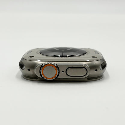 Apple Watch Ultra 第1世代 GPS+Cellularモデル 49mm チタニウム MQFR3J/A スターライト【C8692-C】
