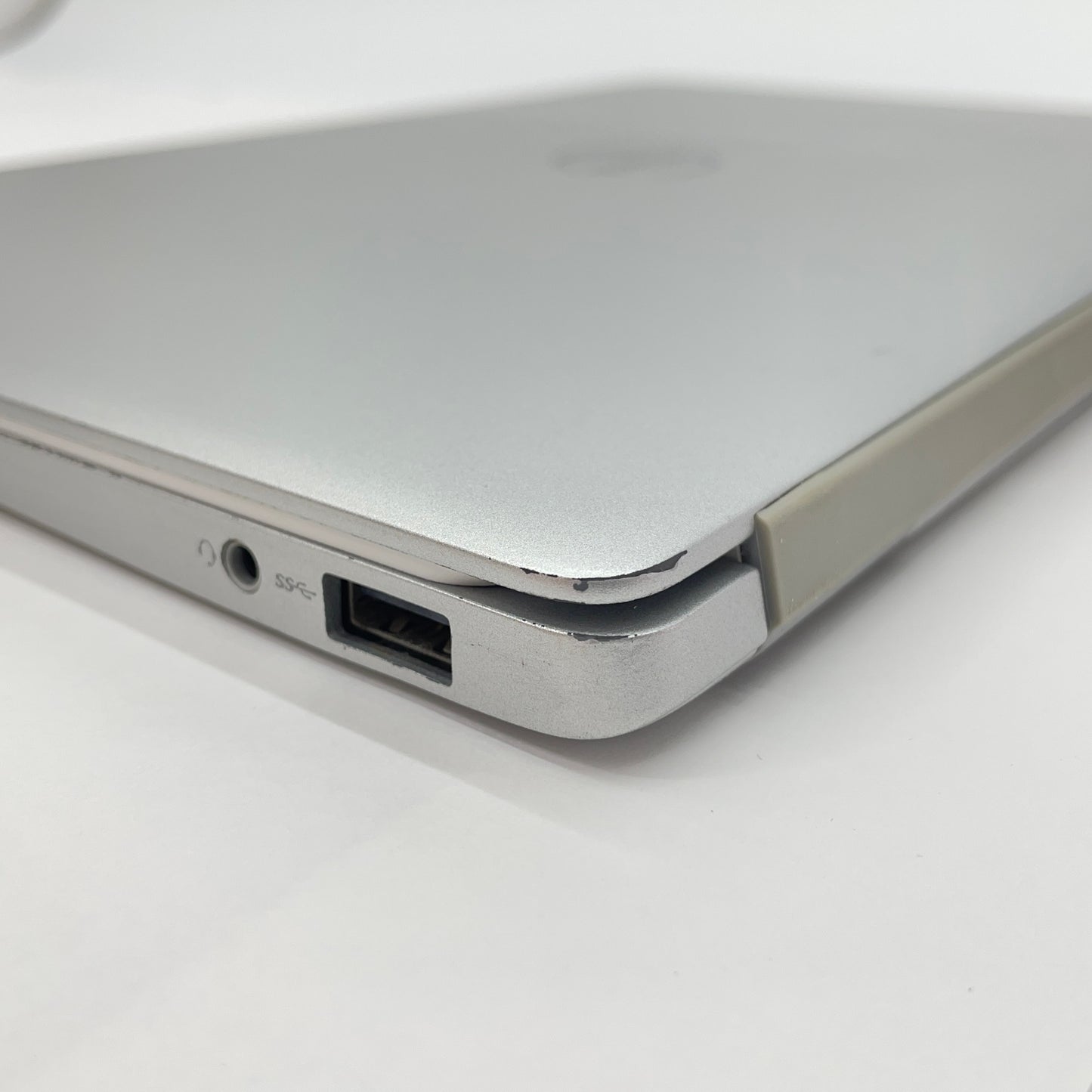 DELL Inspiron 7391 P114G i7 10510U 8GB SSD512GB Windows11 Home【C4665-80】