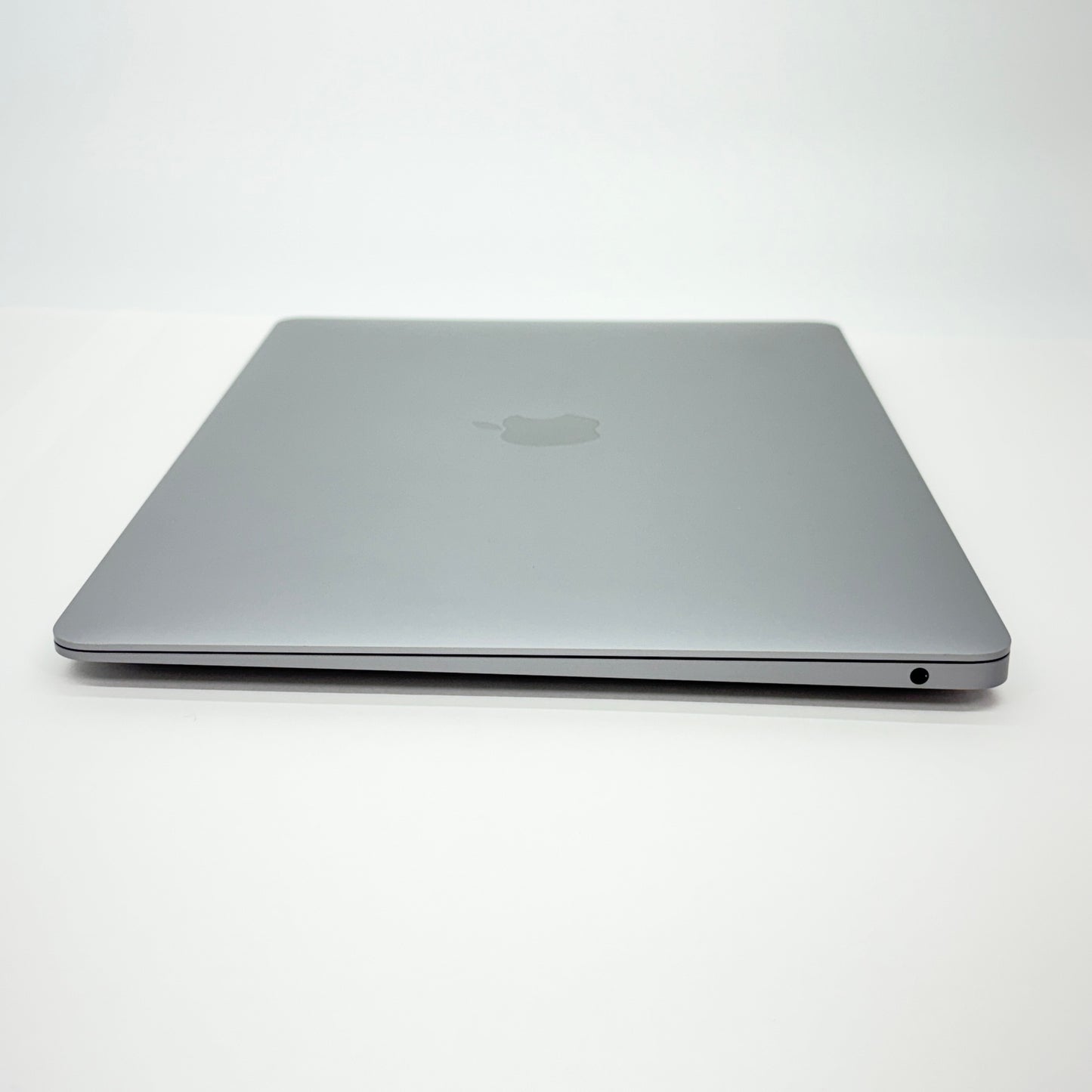 MacBook Air 13インチ M1 8GB 256GB MGN63J/A スペースグレイ バッテリー最大容量100% 【C5692-80】