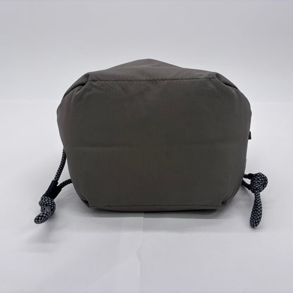 美品 PGYTECH OneGo ドローストリングバッグ フォレストグリーン【C7512】