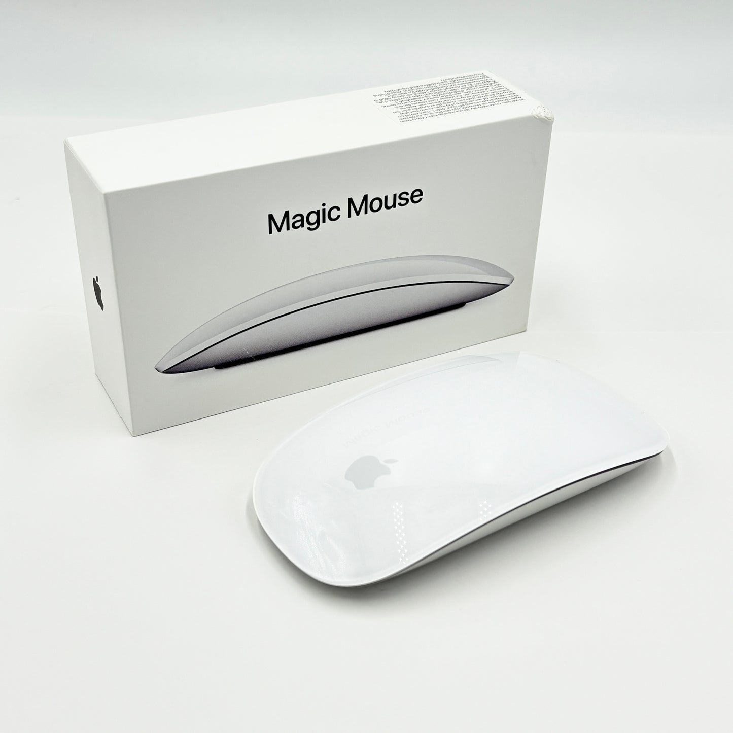 美品 Apple Magic Mouse A3204 MXK53ZA/A マジック マウス【C5667-C】
