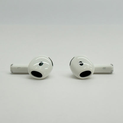 Apple AirPods 4 (ANC)  A3056 A3055 A3059 Bluetooth ノイズキャンセリング搭載【C7374-N】