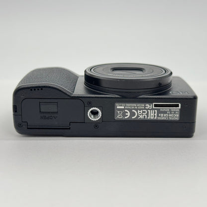 美品 保証あり RICOH リコー GR III x コンパクトデジタルカメラ  付属品完備 ショット数7,431回 【C7536-60】